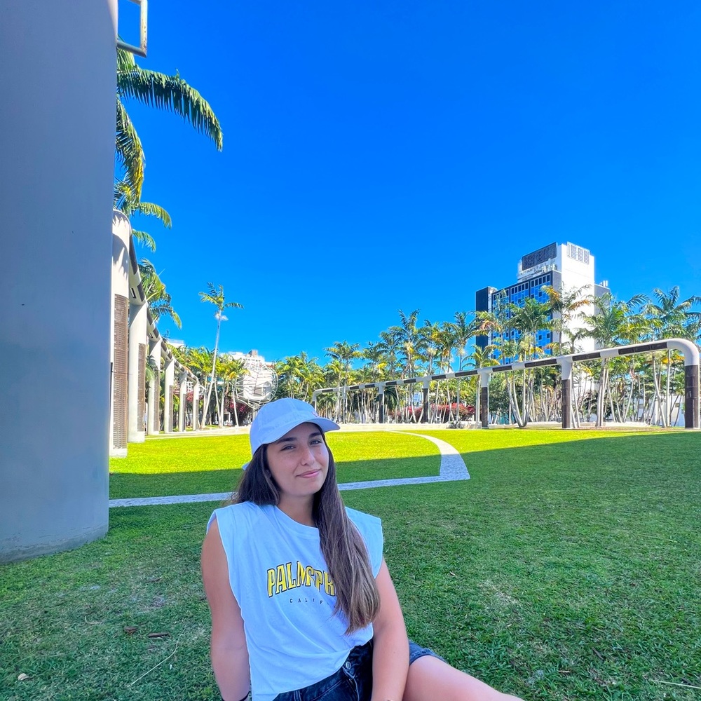 Meet your Posher, Florencia